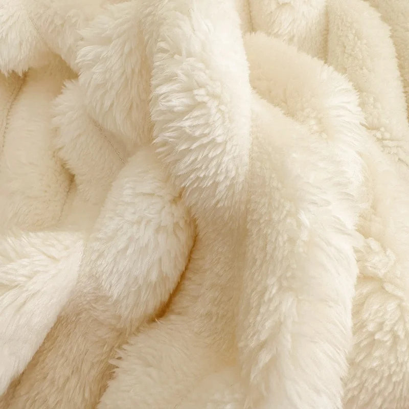 Zhejiang Craft Of Weaving Cashmere Wool Plush Blanket