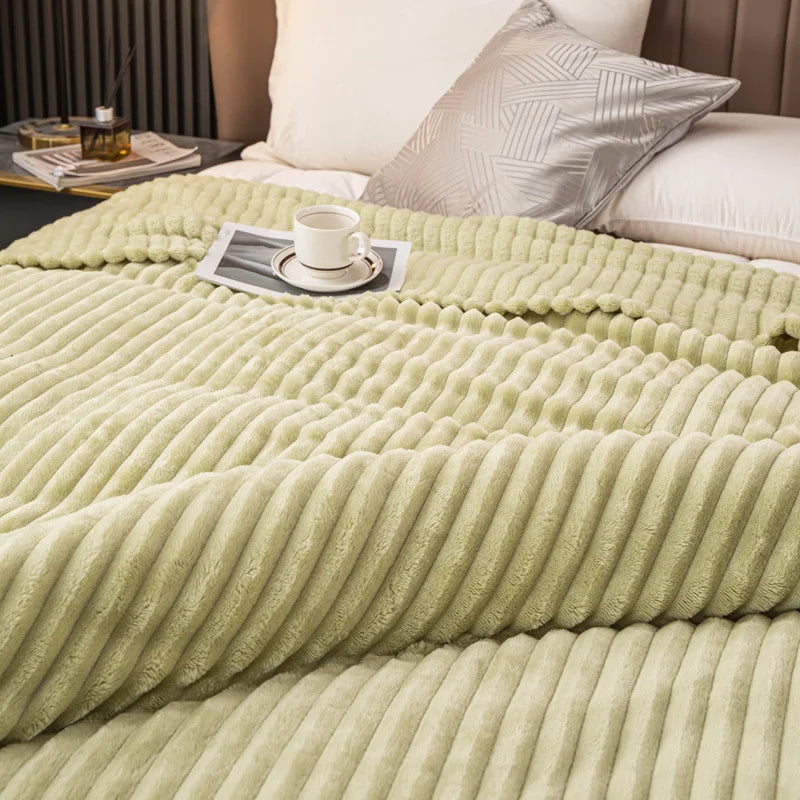 Zhejiang Craft Of Weaving Cashmere Wool Plush Blanket