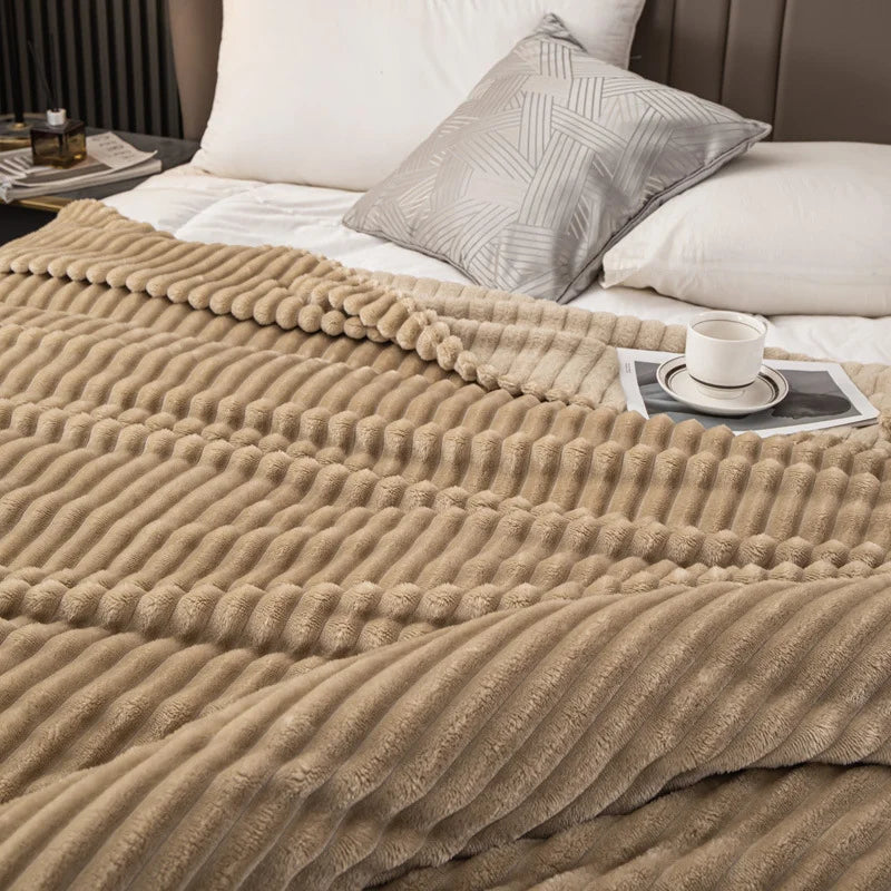 Zhejiang Craft Of Weaving Cashmere Wool Plush Blanket