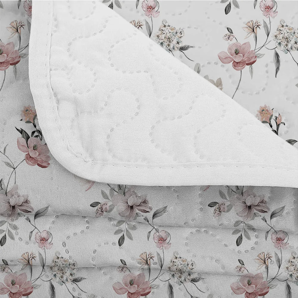 Craft Of Weaving Floral Quilt Set Includes Pillowcases