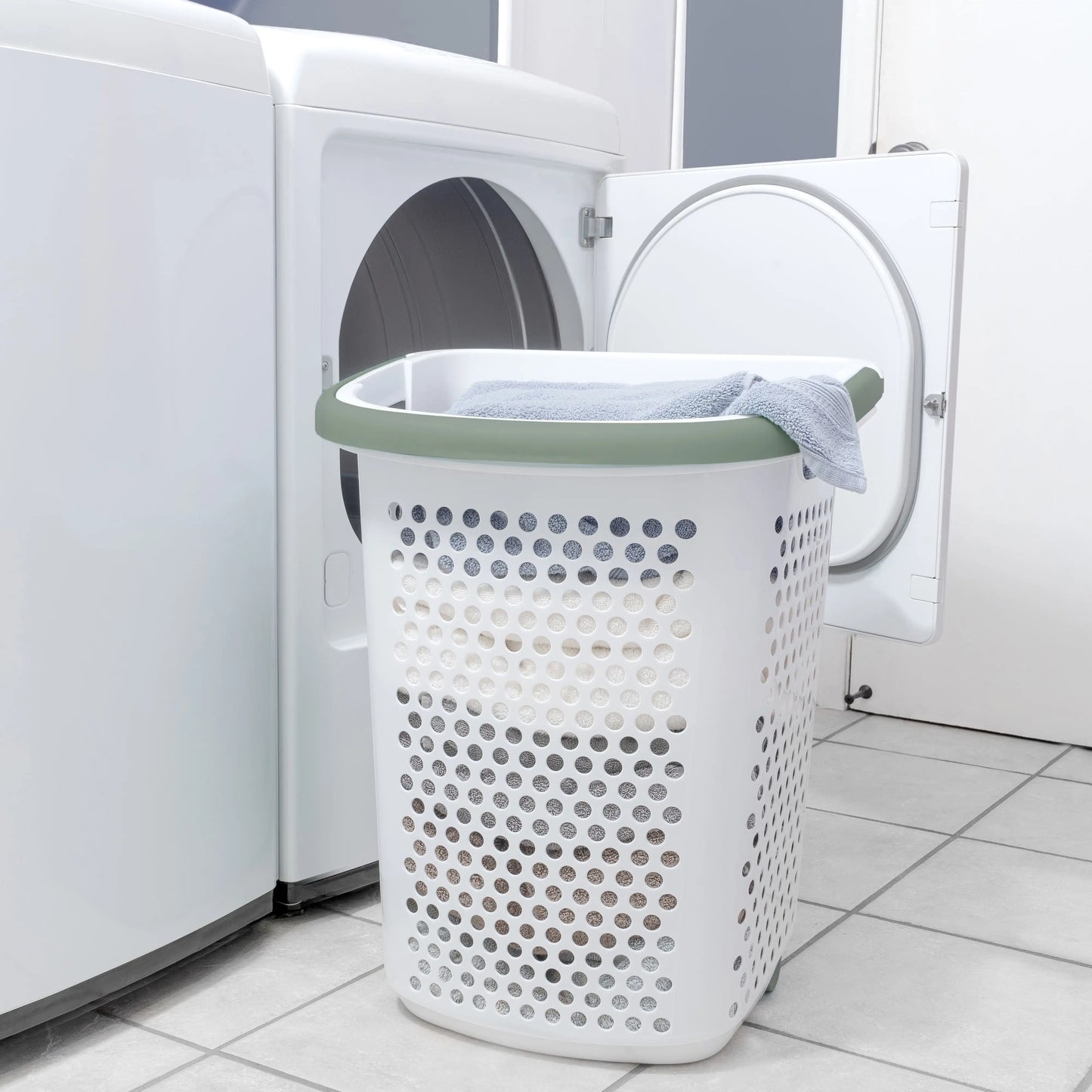 Hign-concerned Rolling Laundry Hamper With Wheels And Pop Out Handle