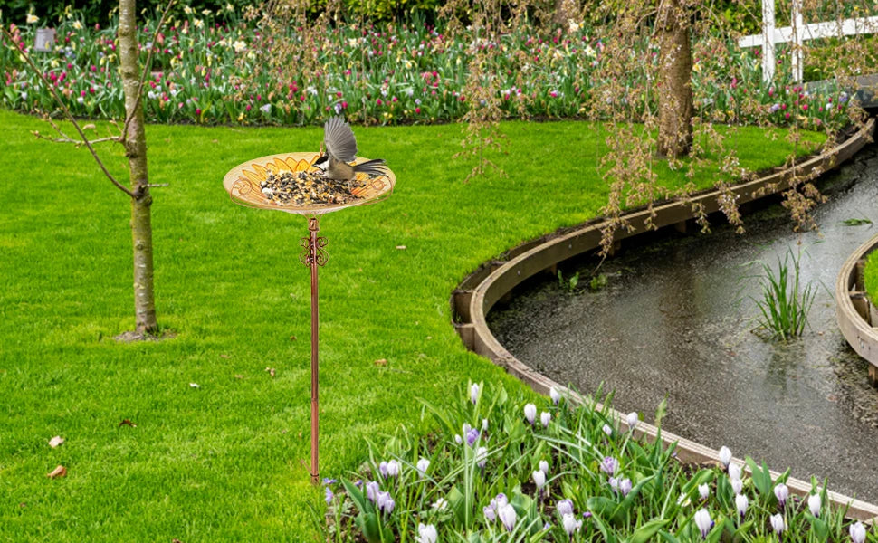 Feature Glass Bird Bath And Feeder On Metal Stake For Garden Decor