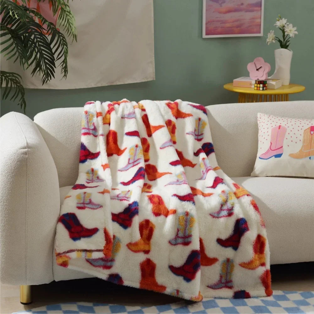 Western Faux Fur Throw Blanket Stylish Comfortable Cozy Home Decor Teens Young Adults Living Room Furniture Accessory